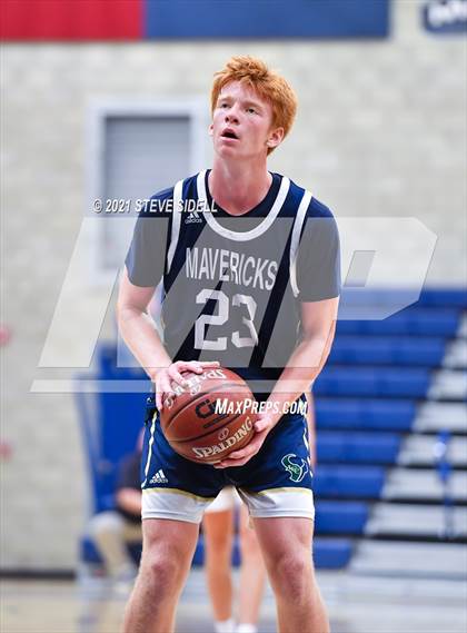Thumbnail 3 in Mater Dei Catholic vs. La Costa Canyon (CIF San Diego Section D1 Semifinal) photogallery.