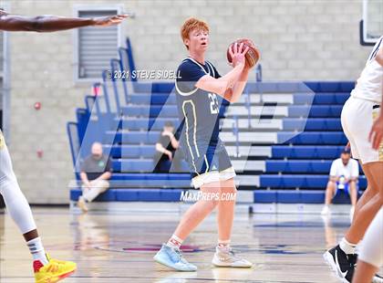 Thumbnail 1 in Mater Dei Catholic vs. La Costa Canyon (CIF San Diego Section D1 Semifinal) photogallery.