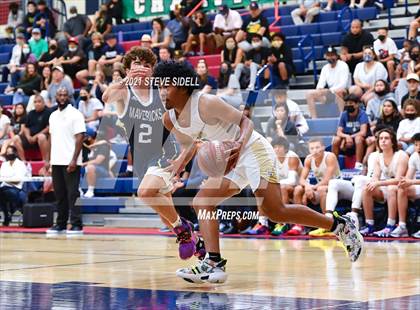 Thumbnail 3 in Mater Dei Catholic vs. La Costa Canyon (CIF San Diego Section D1 Semifinal) photogallery.