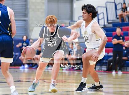 Thumbnail 1 in Mater Dei Catholic vs. La Costa Canyon (CIF San Diego Section D1 Semifinal) photogallery.