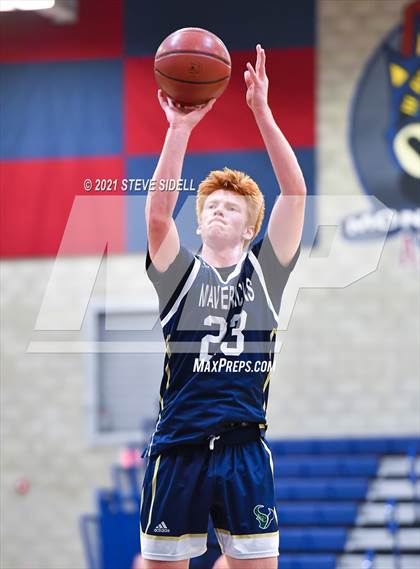 Thumbnail 2 in Mater Dei Catholic vs. La Costa Canyon (CIF San Diego Section D1 Semifinal) photogallery.