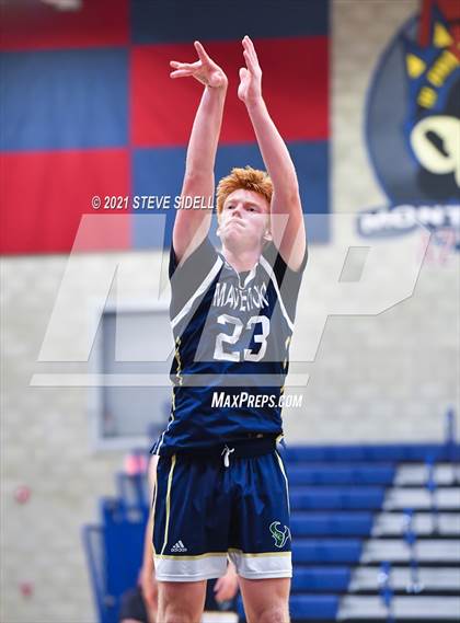 Thumbnail 3 in Mater Dei Catholic vs. La Costa Canyon (CIF San Diego Section D1 Semifinal) photogallery.