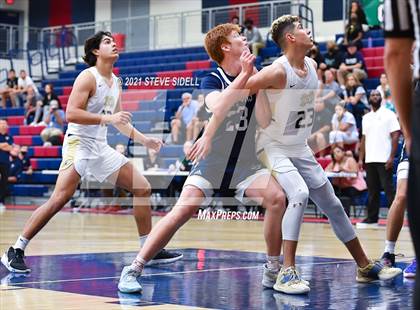 Thumbnail 1 in Mater Dei Catholic vs. La Costa Canyon (CIF San Diego Section D1 Semifinal) photogallery.