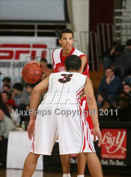 Thumbnail 2 in Findlay Prep vs. St. Andrew's (Spalding Hoophall Classic) photogallery.