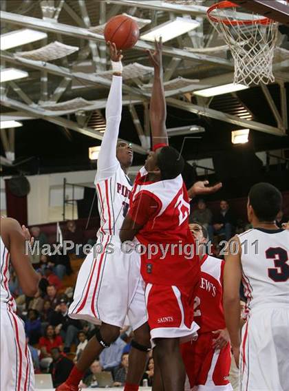 Thumbnail 2 in Findlay Prep vs. St. Andrew's (Spalding Hoophall Classic) photogallery.