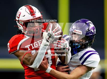 Thumbnail 1 in Benjamin @ Oglesby (UIL 1A D2 Football Final) photogallery.