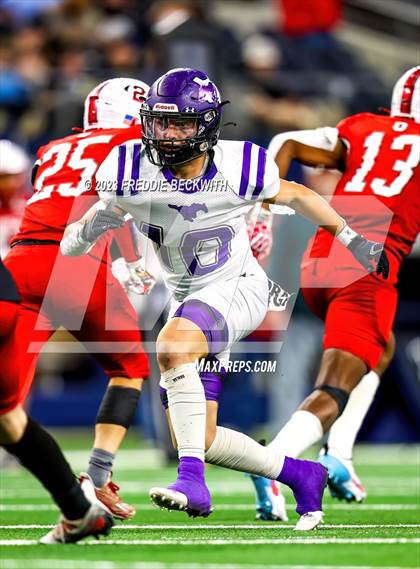 Thumbnail 1 in Benjamin @ Oglesby (UIL 1A D2 Football Final) photogallery.