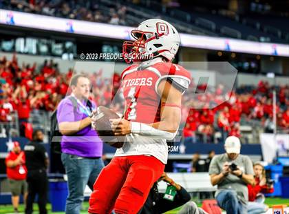 Thumbnail 2 in Benjamin @ Oglesby (UIL 1A D2 Football Final) photogallery.