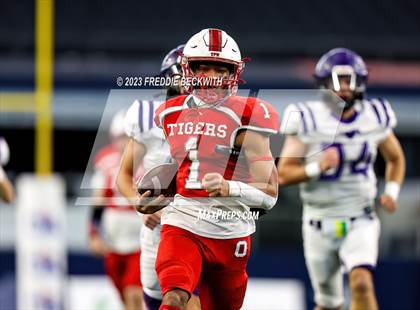 Thumbnail 3 in Benjamin @ Oglesby (UIL 1A D2 Football Final) photogallery.