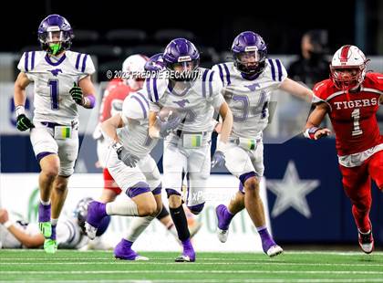 Thumbnail 2 in Benjamin @ Oglesby (UIL 1A D2 Football Final) photogallery.
