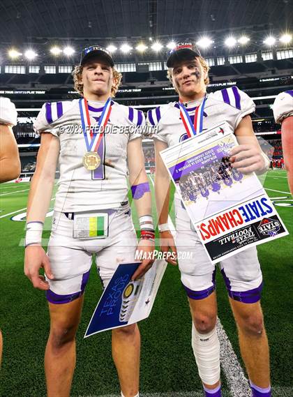 Thumbnail 2 in Benjamin @ Oglesby (UIL 1A D2 Football Final) photogallery.