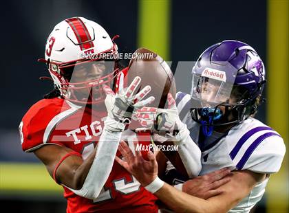 Thumbnail 3 in Benjamin @ Oglesby (UIL 1A D2 Football Final) photogallery.