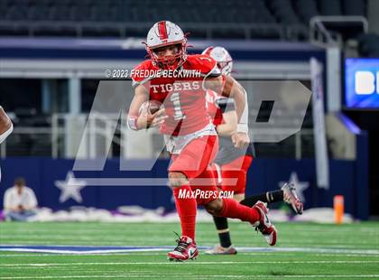 Thumbnail 2 in Benjamin @ Oglesby (UIL 1A D2 Football Final) photogallery.