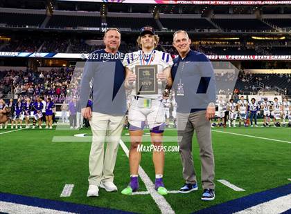 Thumbnail 1 in Benjamin @ Oglesby (UIL 1A D2 Football Final) photogallery.