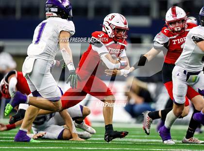 Thumbnail 1 in Benjamin @ Oglesby (UIL 1A D2 Football Final) photogallery.