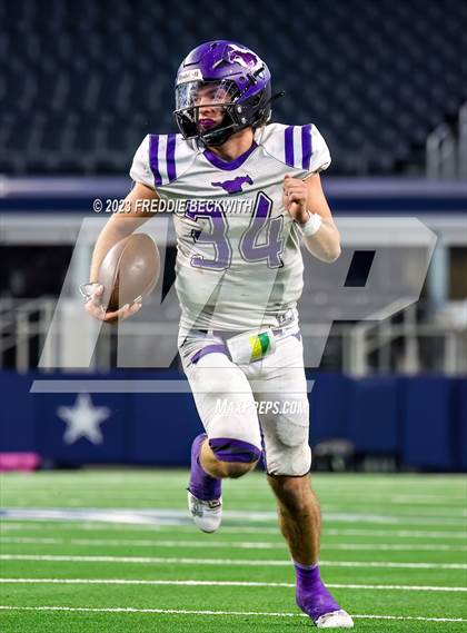 Thumbnail 3 in Benjamin @ Oglesby (UIL 1A D2 Football Final) photogallery.