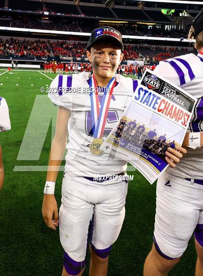 Thumbnail 2 in Benjamin @ Oglesby (UIL 1A D2 Football Final) photogallery.