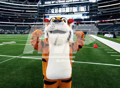 Thumbnail 3 in Benjamin @ Oglesby (UIL 1A D2 Football Final) photogallery.