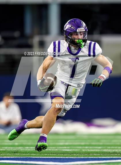 Thumbnail 3 in Benjamin @ Oglesby (UIL 1A D2 Football Final) photogallery.