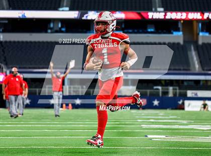 Thumbnail 2 in Benjamin @ Oglesby (UIL 1A D2 Football Final) photogallery.