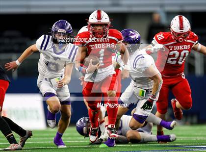 Thumbnail 2 in Benjamin @ Oglesby (UIL 1A D2 Football Final) photogallery.