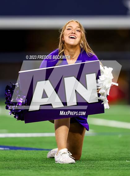 Thumbnail 1 in Benjamin @ Oglesby (UIL 1A D2 Football Final) photogallery.