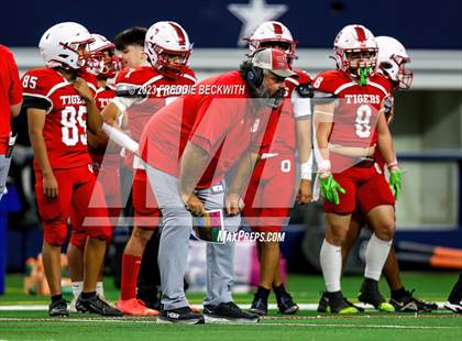 Thumbnail 1 in Benjamin @ Oglesby (UIL 1A D2 Football Final) photogallery.