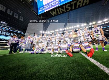 Thumbnail 3 in Benjamin @ Oglesby (UIL 1A D2 Football Final) photogallery.
