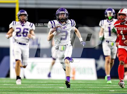 Thumbnail 1 in Benjamin @ Oglesby (UIL 1A D2 Football Final) photogallery.