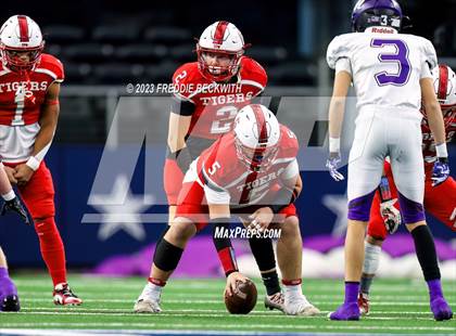 Thumbnail 1 in Benjamin @ Oglesby (UIL 1A D2 Football Final) photogallery.