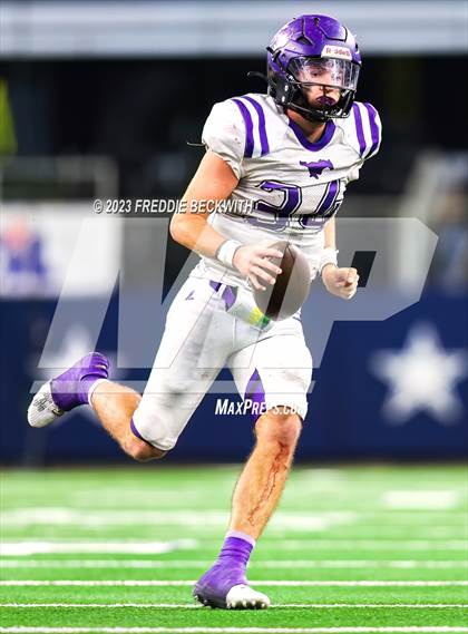 Thumbnail 3 in Benjamin @ Oglesby (UIL 1A D2 Football Final) photogallery.