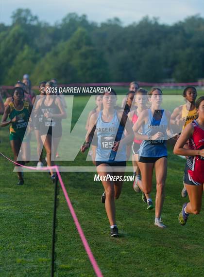 Thumbnail 3 in Winter Springs Invitational photogallery.