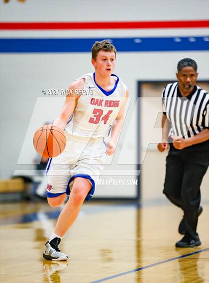 Thumbnail 3 in MacArthur @ Oak Ridge photogallery.