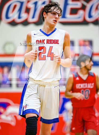 Thumbnail 3 in MacArthur @ Oak Ridge photogallery.