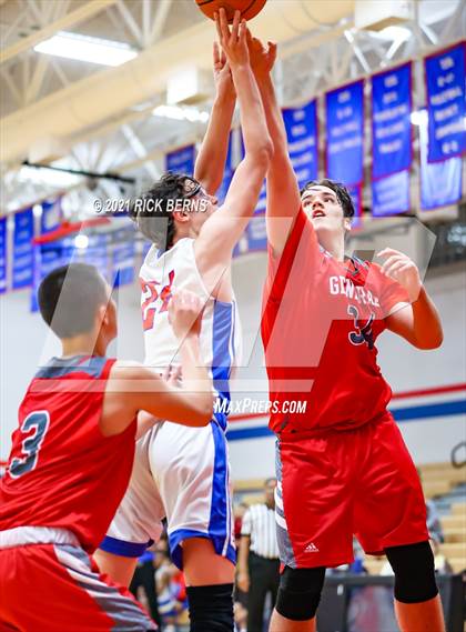 Thumbnail 3 in MacArthur @ Oak Ridge photogallery.