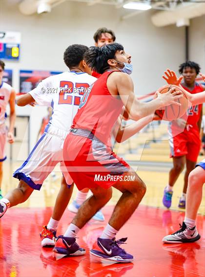Thumbnail 3 in MacArthur @ Oak Ridge photogallery.