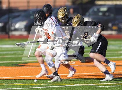 Thumbnail 1 in Islip @ Babylon photogallery.
