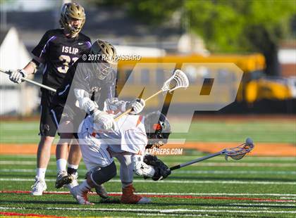 Thumbnail 2 in Islip @ Babylon photogallery.