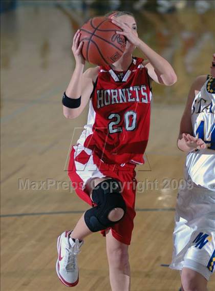 Thumbnail 1 in Muhlenberg North vs Hancock County (3rd Region Tournament) photogallery.