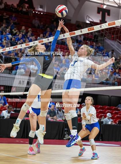 Thumbnail 3 in Brevard vs. Camden County (NCHSAA 2A Final) photogallery.