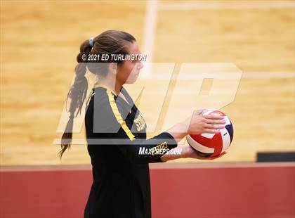 Thumbnail 1 in Sequoyah @ Lassiter photogallery.