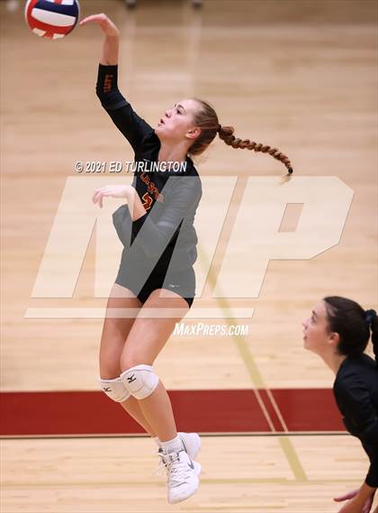 Thumbnail 1 in Sequoyah @ Lassiter photogallery.