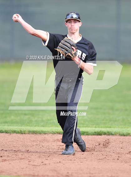 Thumbnail 2 in Whitewright vs Mt. Vernon (Blue Ridge Tournament) photogallery.