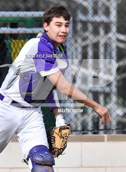 Thumbnail 3 in Whitewright vs Mt. Vernon (Blue Ridge Tournament) photogallery.