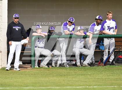 Thumbnail 3 in Whitewright vs Mt. Vernon (Blue Ridge Tournament) photogallery.