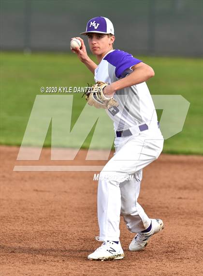 Thumbnail 2 in Whitewright vs Mt. Vernon (Blue Ridge Tournament) photogallery.