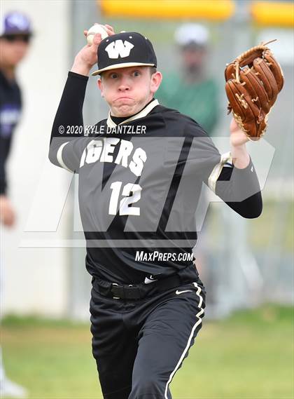 Thumbnail 2 in Whitewright vs Mt. Vernon (Blue Ridge Tournament) photogallery.