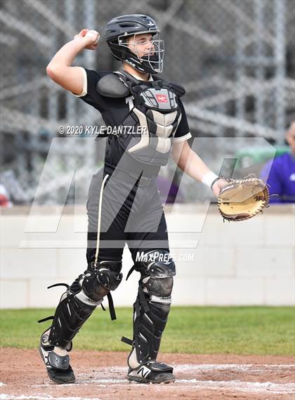 Thumbnail 1 in Whitewright vs Mt. Vernon (Blue Ridge Tournament) photogallery.
