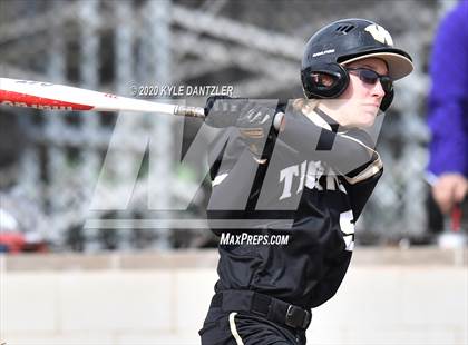 Thumbnail 2 in Whitewright vs Mt. Vernon (Blue Ridge Tournament) photogallery.