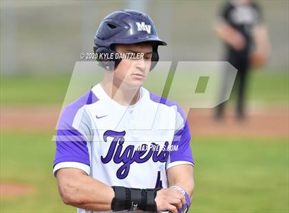 Thumbnail 1 in Whitewright vs Mt. Vernon (Blue Ridge Tournament) photogallery.